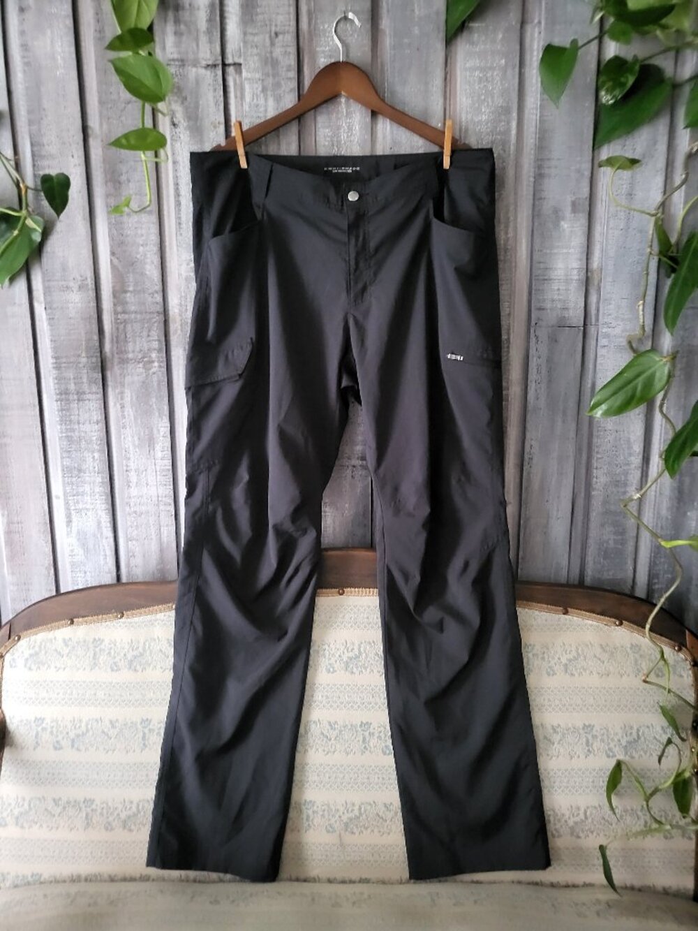 Columbia Silver Ridge Stretch Black Cargo Hiking Pants Mens 38x34